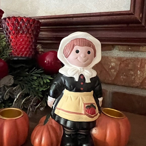 Vintage Pumpkin Harvest
Pilgrim Candle Holders - Picture 5 of 7
